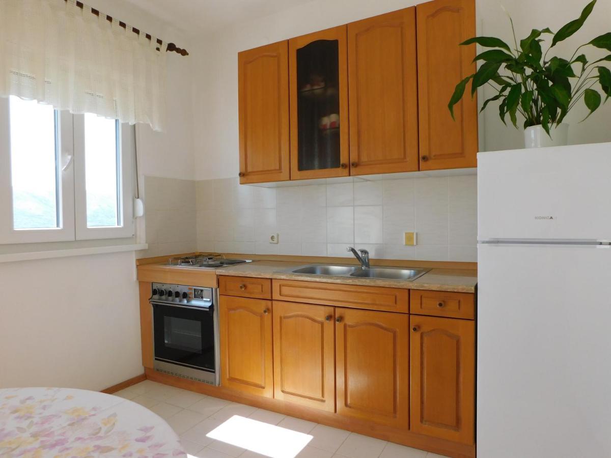 Apartmani Salus Đảo Pag Ngoại thất bức ảnh
