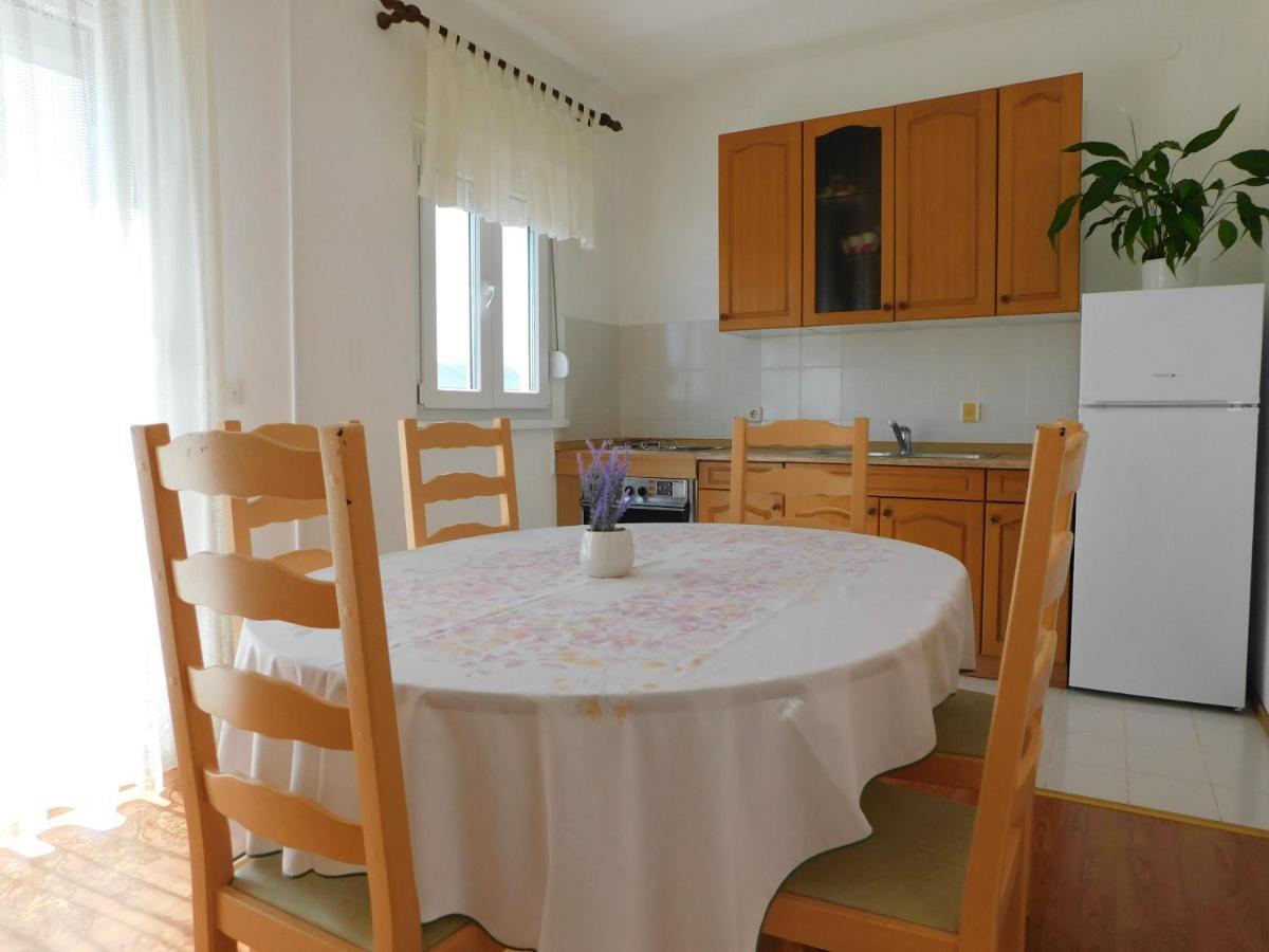 Apartmani Salus Đảo Pag Ngoại thất bức ảnh