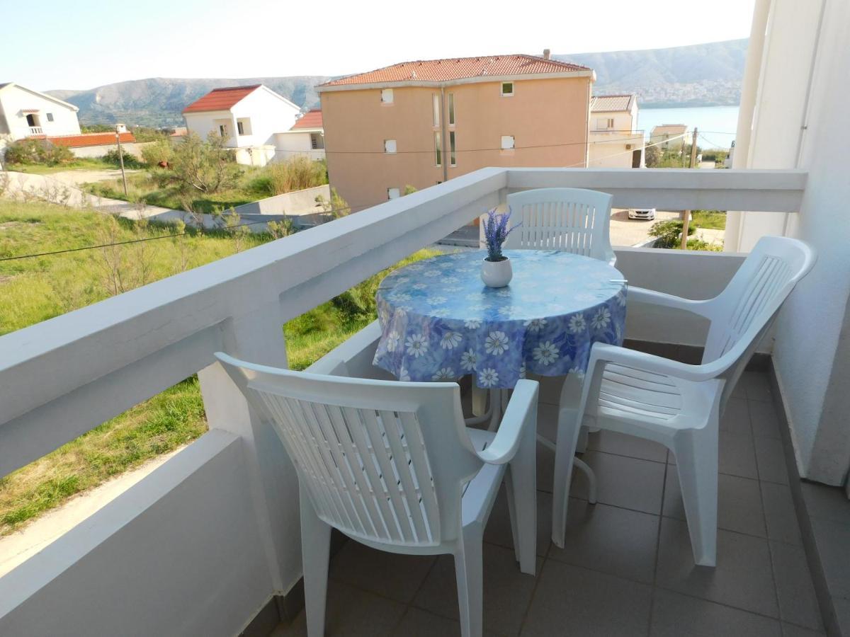 Apartmani Salus Đảo Pag Ngoại thất bức ảnh